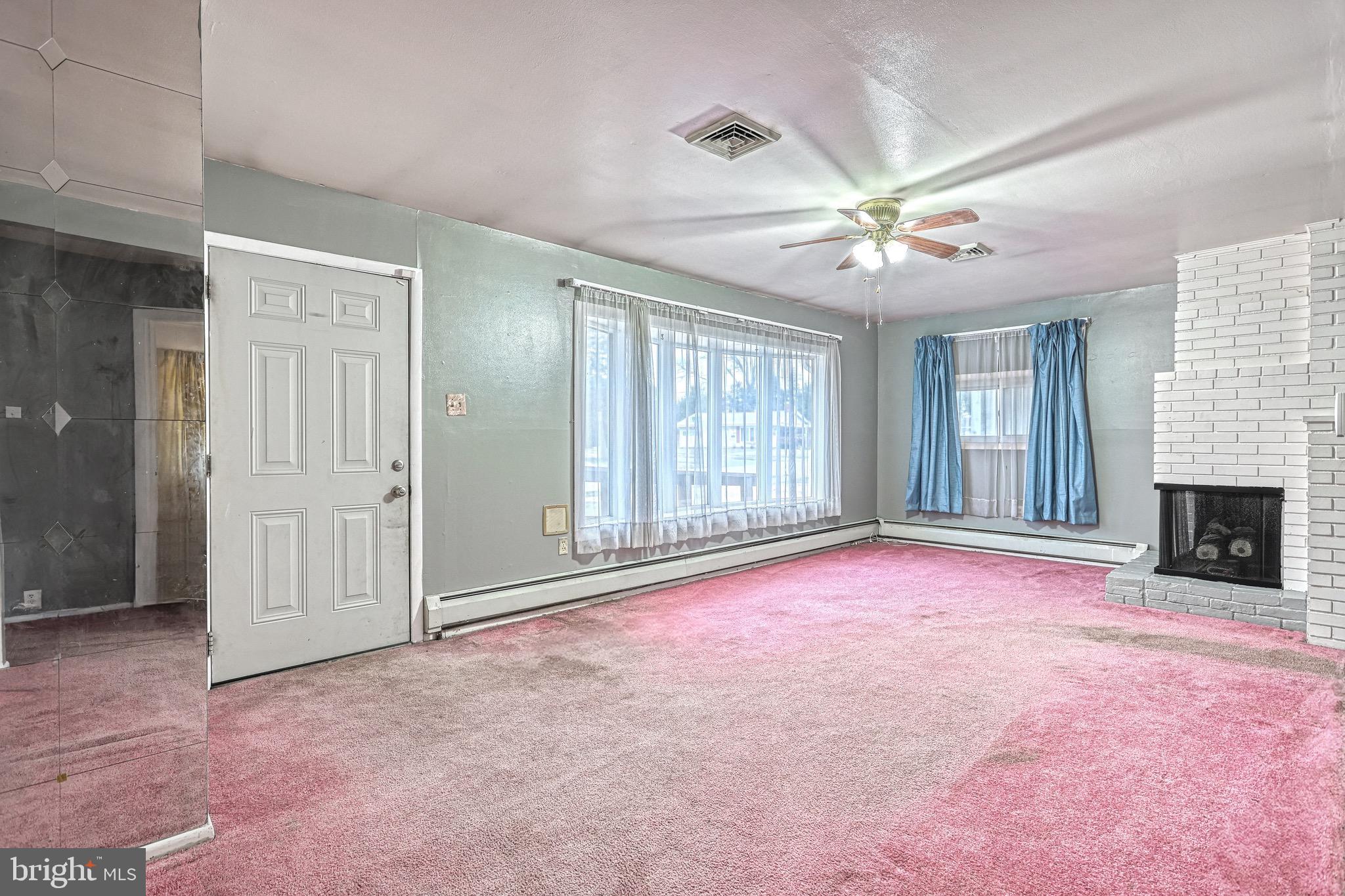 1421 Fireside Road York, PA 17404 - Photo 6 of 27