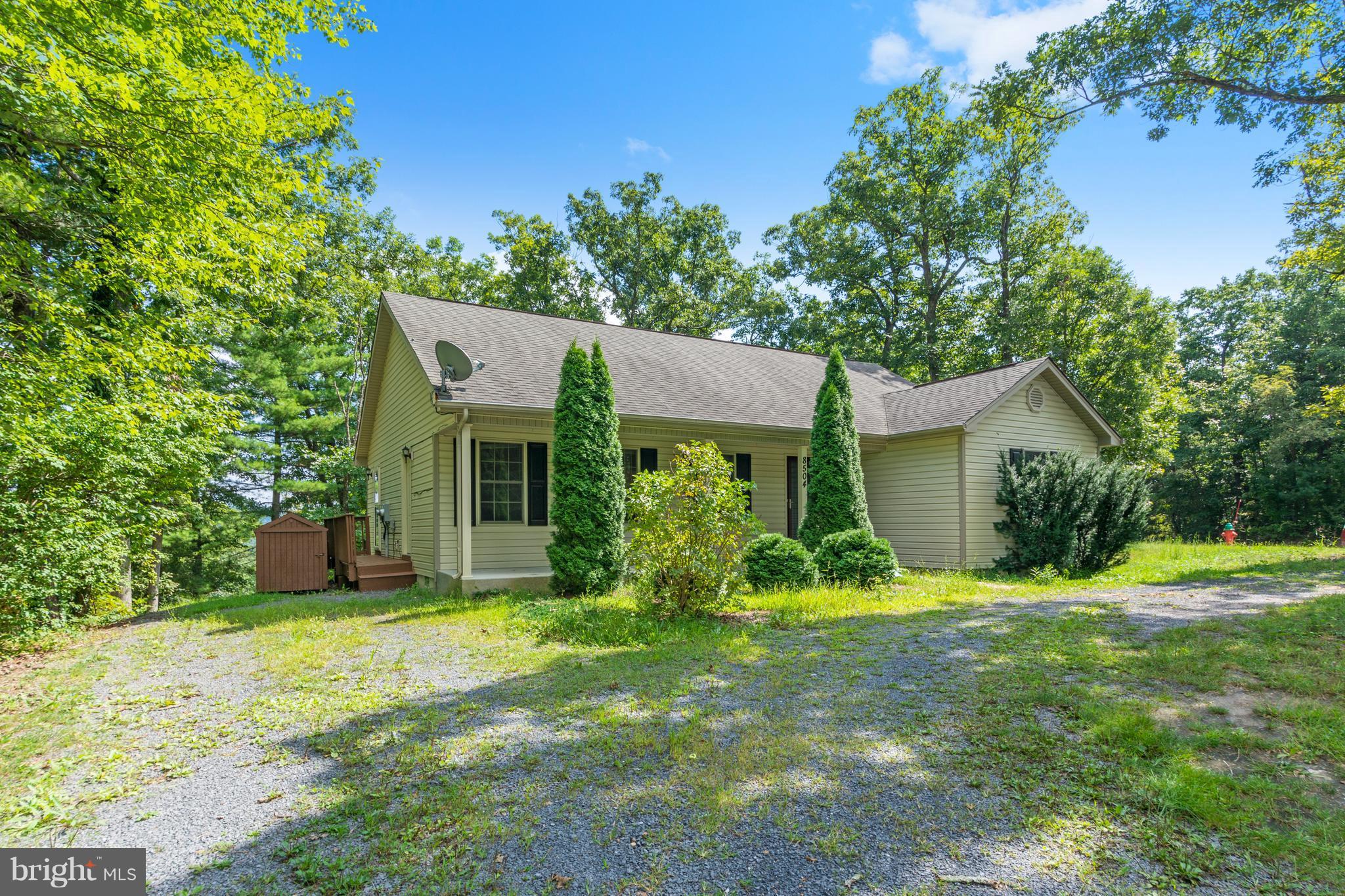 8504 Supinlick Ridge Road Mount Jackson, VA 22842 - Photo 3 of 17 Exterior (Front)
