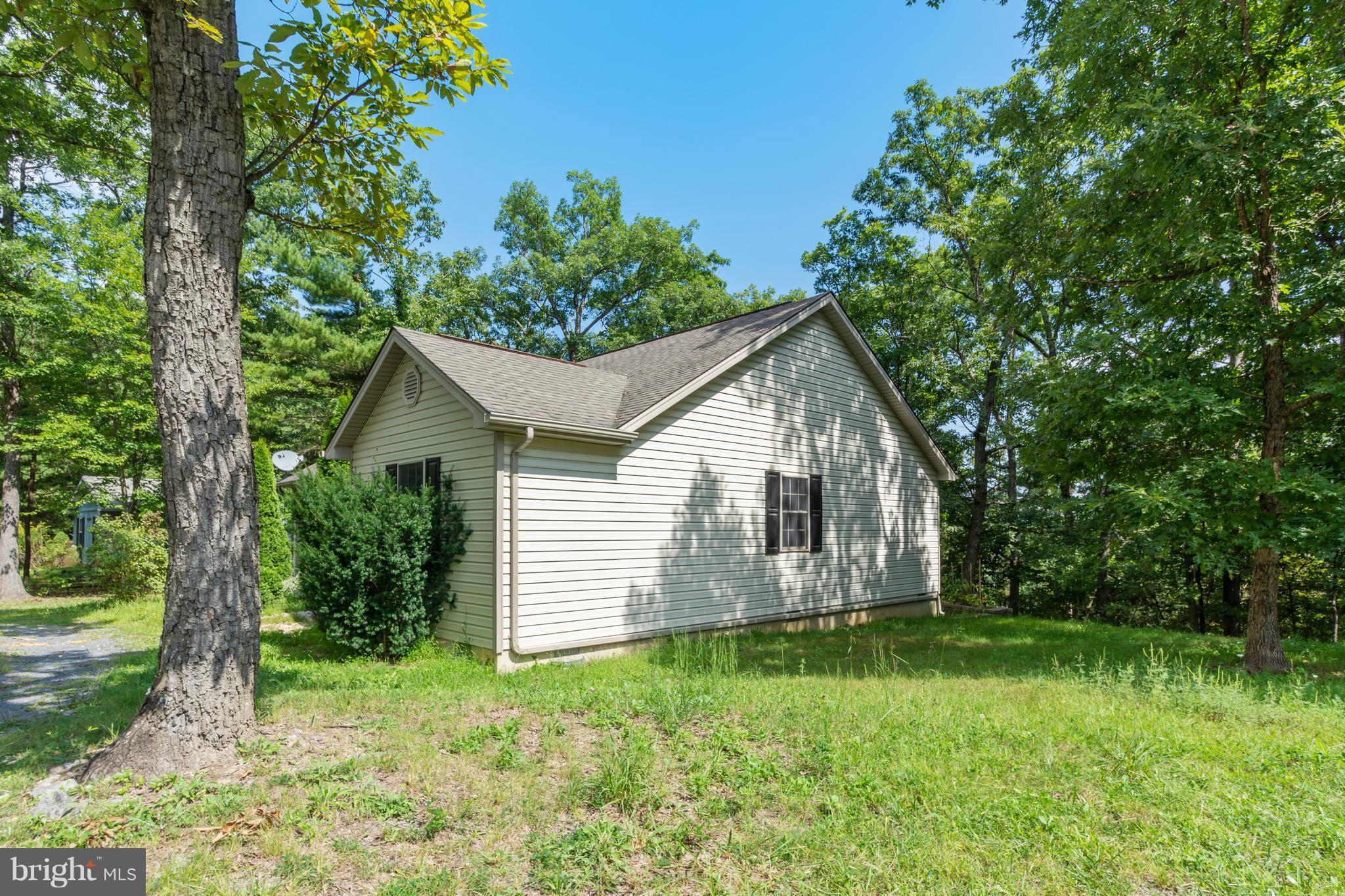 8504 Supinlick Ridge Road Mount Jackson, VA 22842 - Photo 6 of 17 Exterior (Rear)