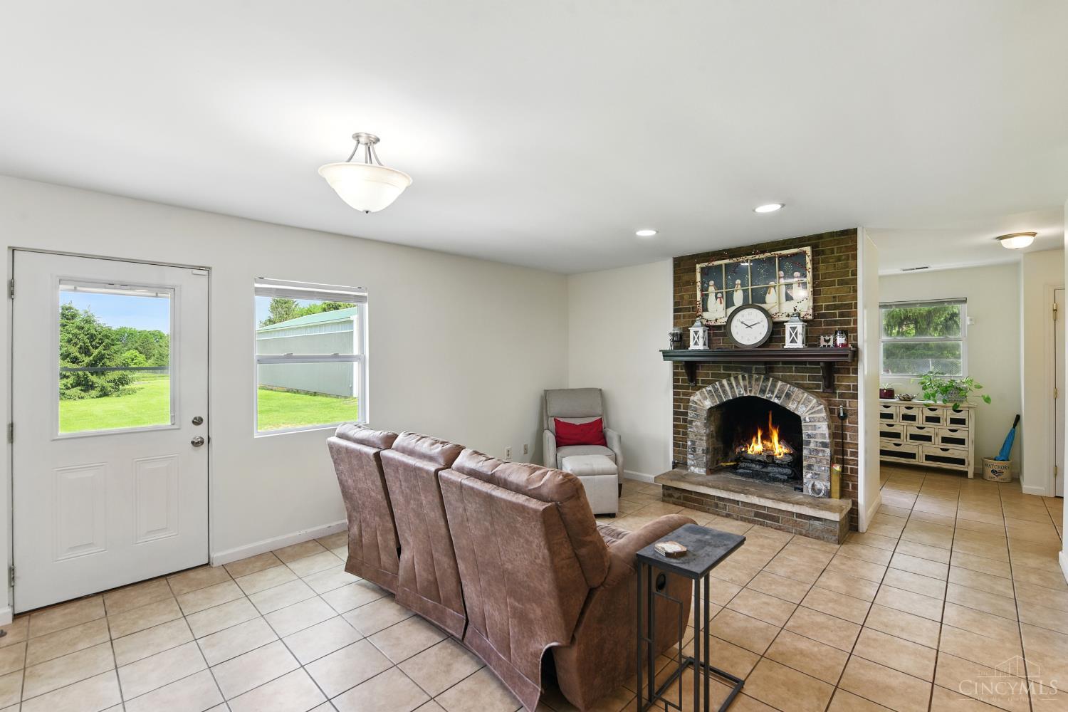 2841 Hart Road Lebanon, OH 45036 - Photo 3 of 35 Gallery Image 3