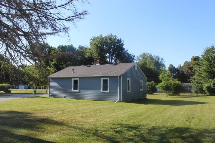 4365 East Carpenter Road Flint, MI 48506 - Photo 15 of 18 50080327-14.JPG