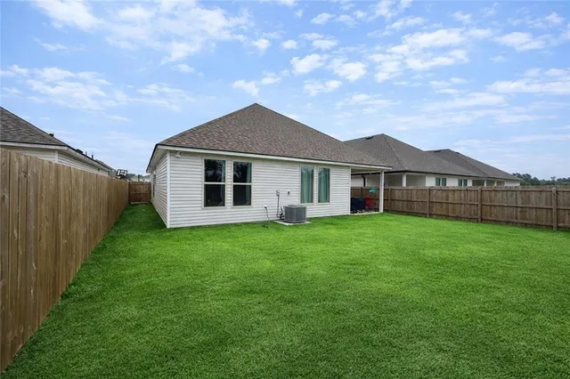 $292,000 | 30936 Thurston Drive, Lacombe, LA 70445