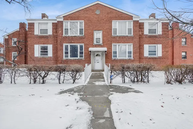 $1,300 | 8949 South Blackstone Avenue, Unit 2, Chicago, IL 60619