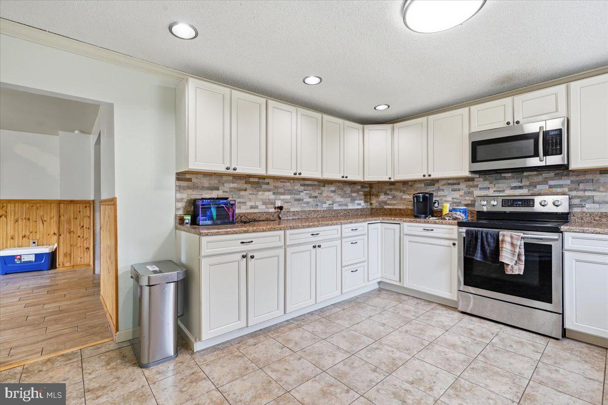202 Red Rock Road Sugarloaf, PA 18249 - Photo 20 of 70