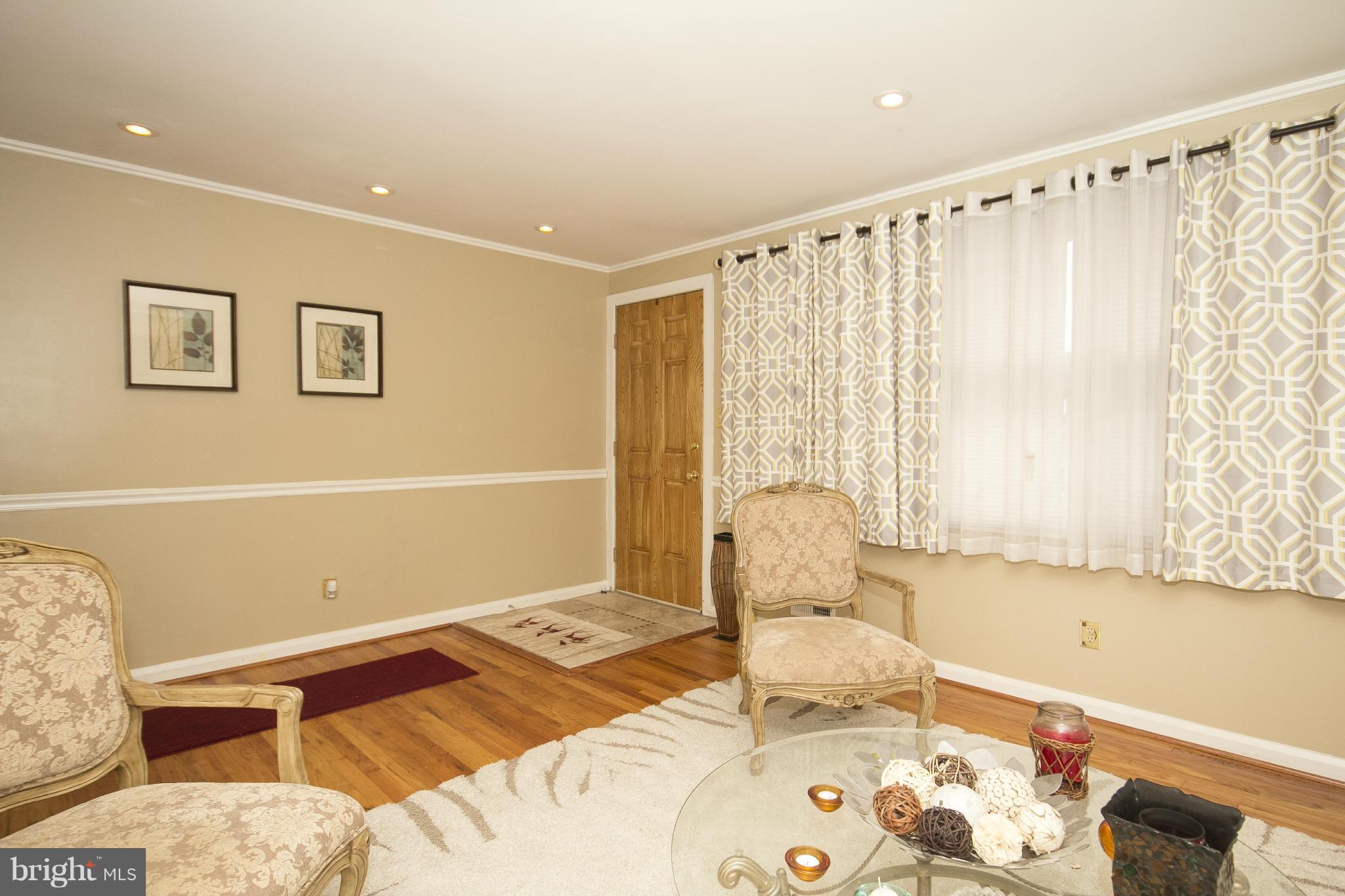 6210 Scranton Road Baltimore, MD 21237 - Photo 6 of 24 Interior (General)