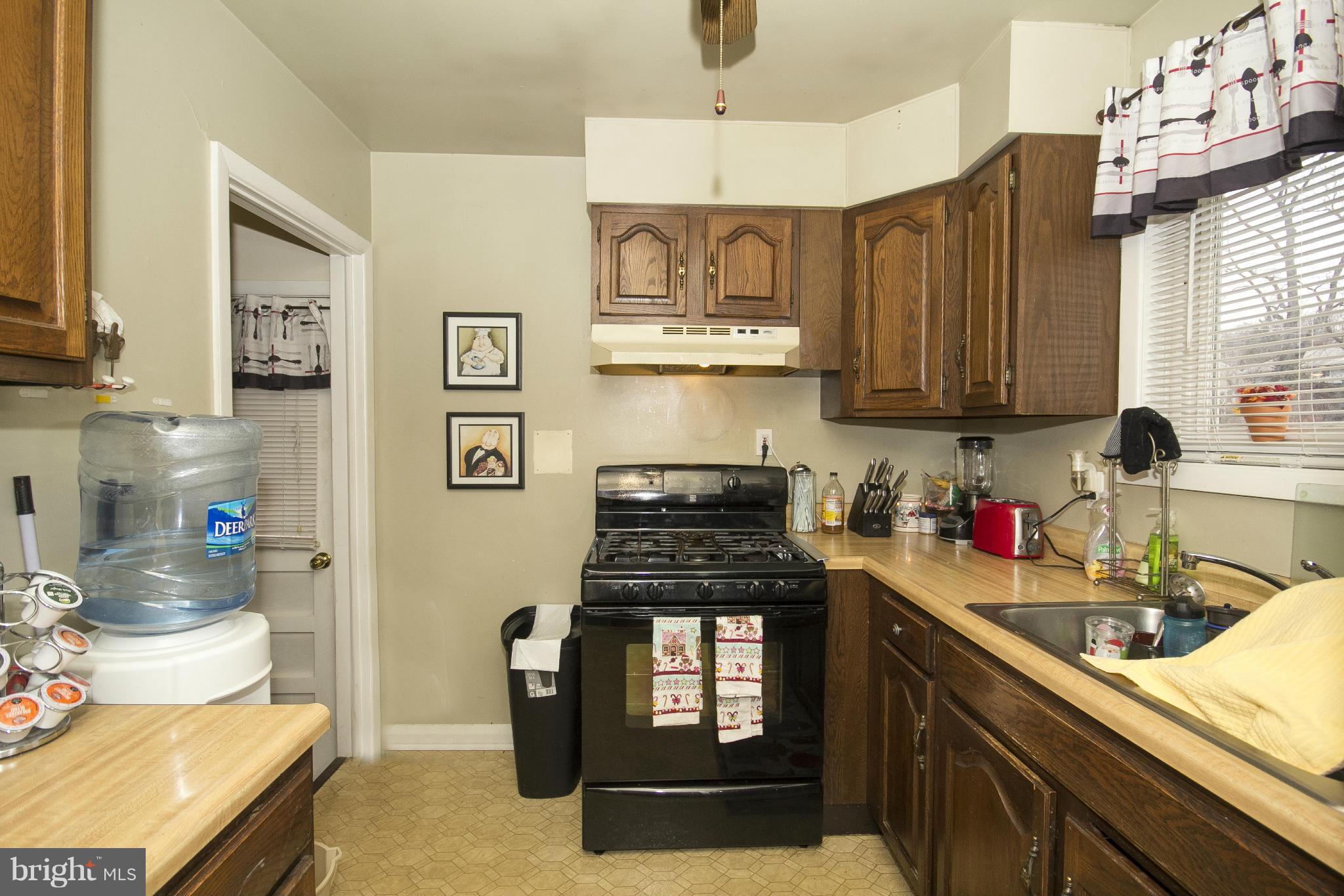 6210 Scranton Road Baltimore, MD 21237 - Photo 8 of 24 updated kitchen