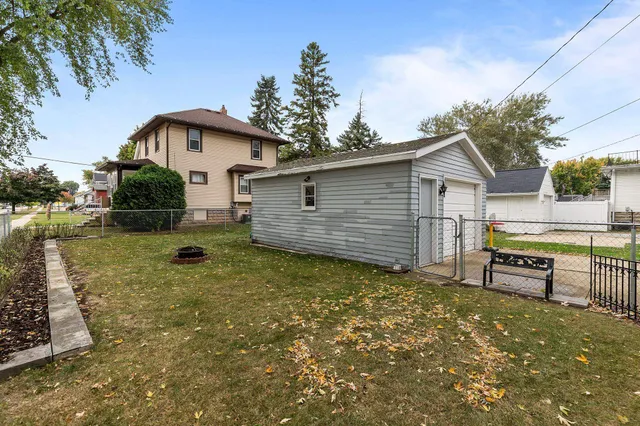 $227,900 | 364 Amory Street, Fond du Lac, WI 54935