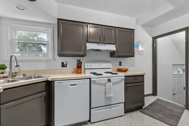 $227,900 | 364 Amory Street, Fond du Lac, WI 54935