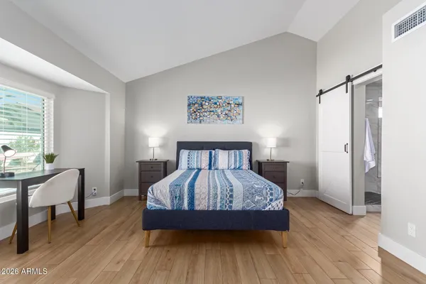 $2,695 | 19407 North 8th Avenue, Phoenix, AZ 85027