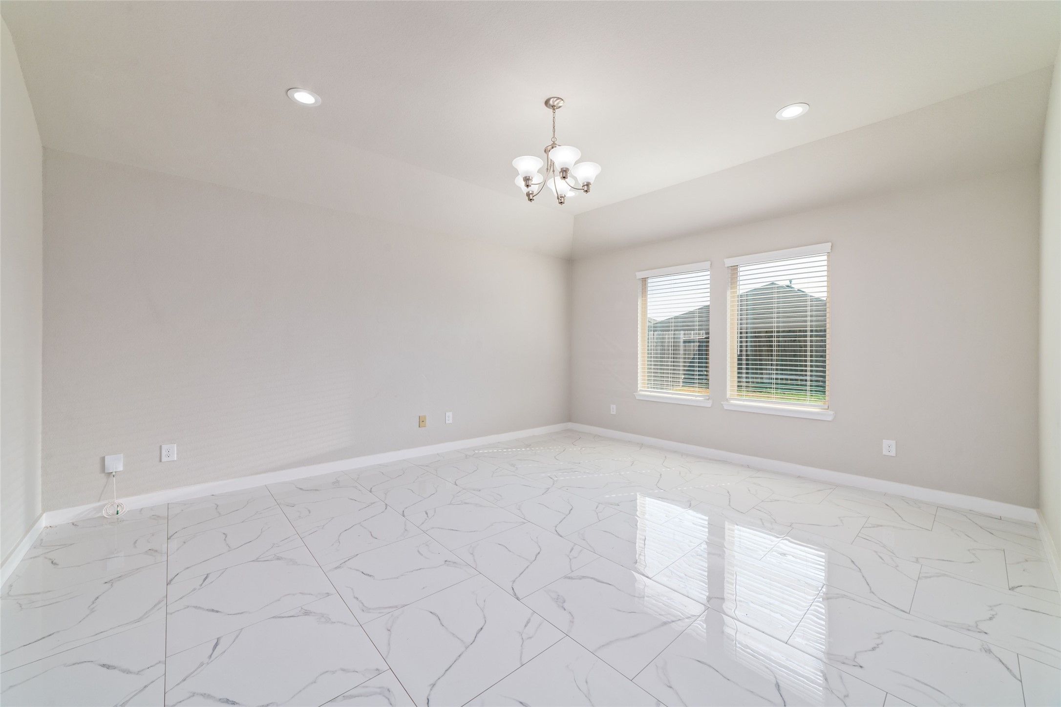 5502 Creekside Ridge Trail Katy, TX 77449 - Photo 15 of 25 a view of an empty room with a window