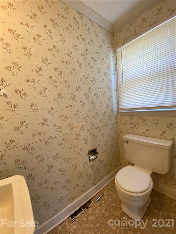612 Jennings Road Rock Hill, SC 29730 - Photo 12 of 27 a bathroom with a toilet and a shower