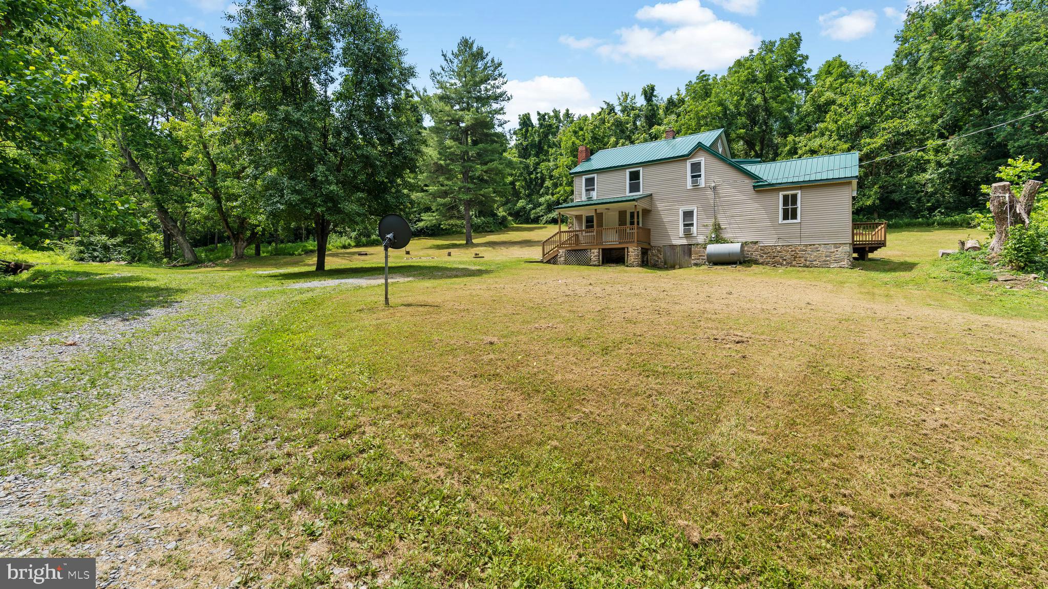 37291 Branchriver Road Purcellville, VA 20132 - Photo 3 of 37