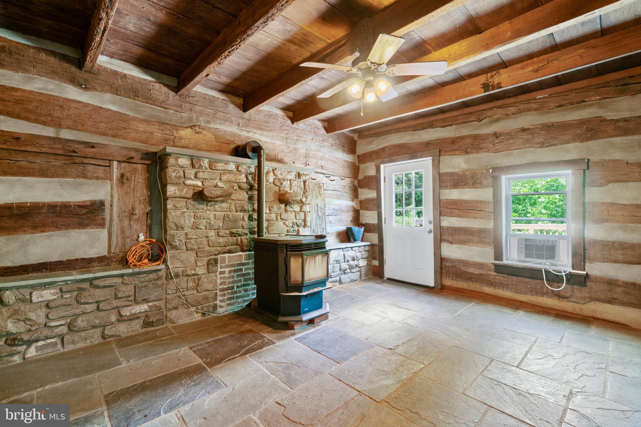 37291 Branchriver Road Purcellville, VA 20132 - Photo 24 of 37