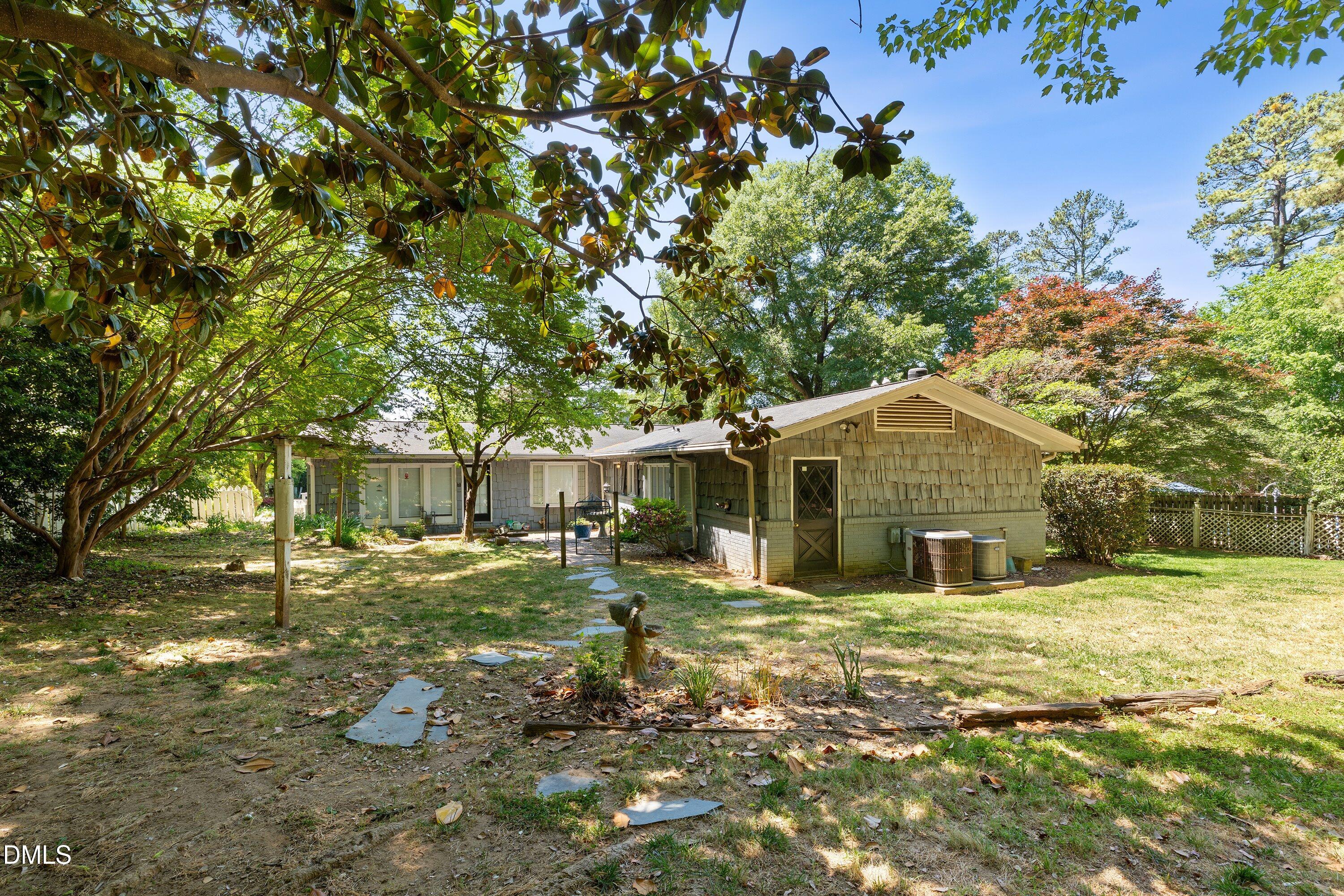 3211 Plantation Road Raleigh, NC 27609 - Photo 48 of 54 48-3211 Plantation Rd _3650
