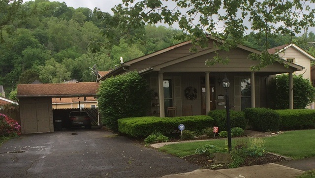 217 Riverside Drive Russell, KY 41169 - Photo 1 of 1