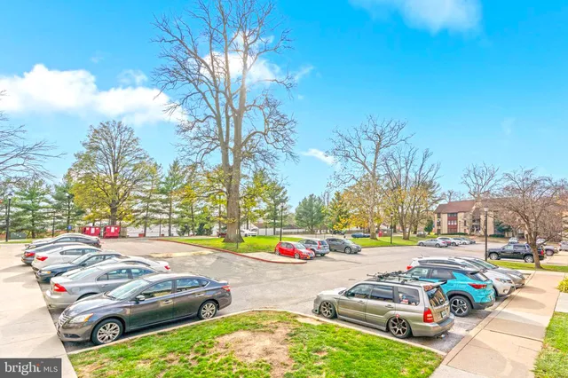$1,600 | 9639 White Acre Road, Unit C1, Columbia, MD 21045