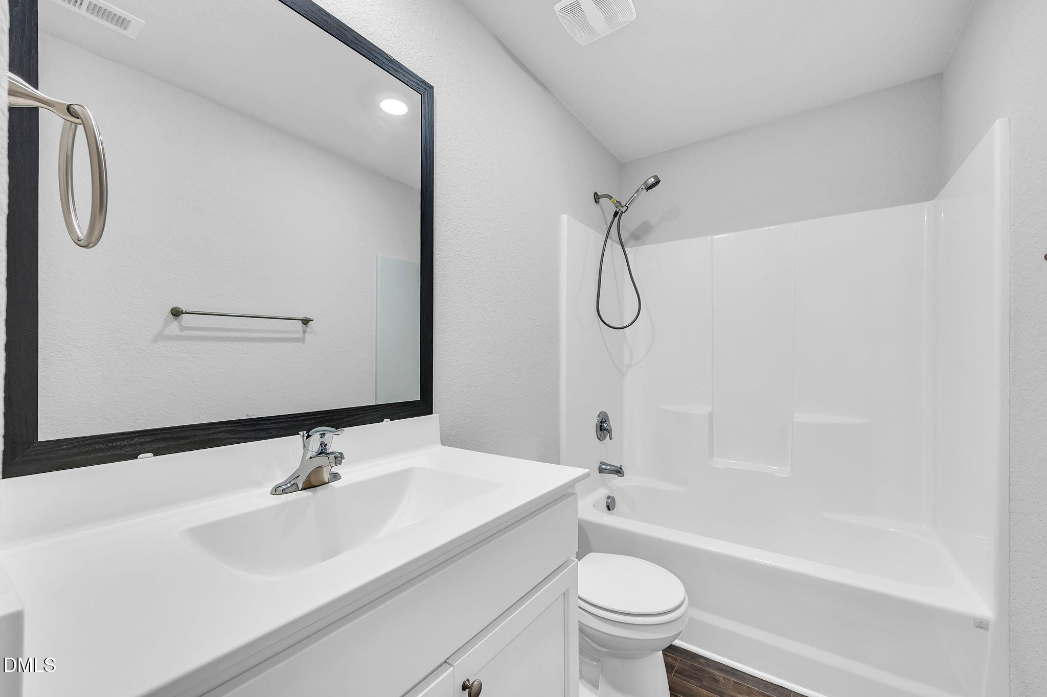 768 Frosty Way Zebulon, NC 27597 - Photo 17 of 32 19-web-or-mls-9L1A4159