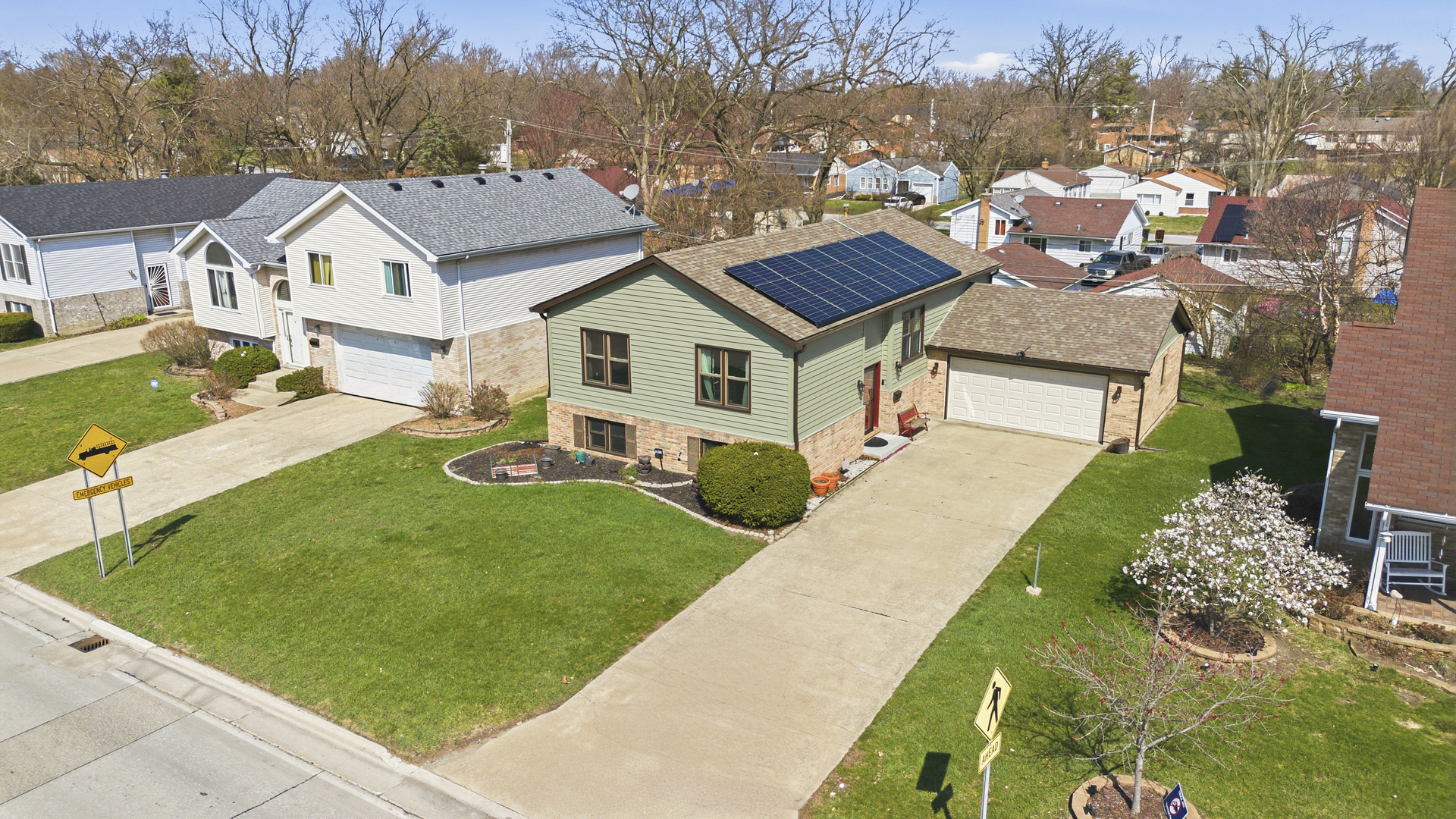 2810 175th Street Hazel Crest, IL 60429 - Photo 1 of 25
