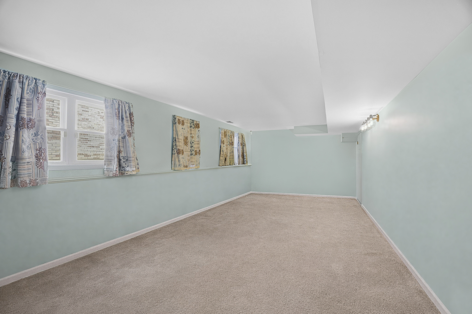 2810 175th Street Hazel Crest, IL 60429 - Photo 13 of 25