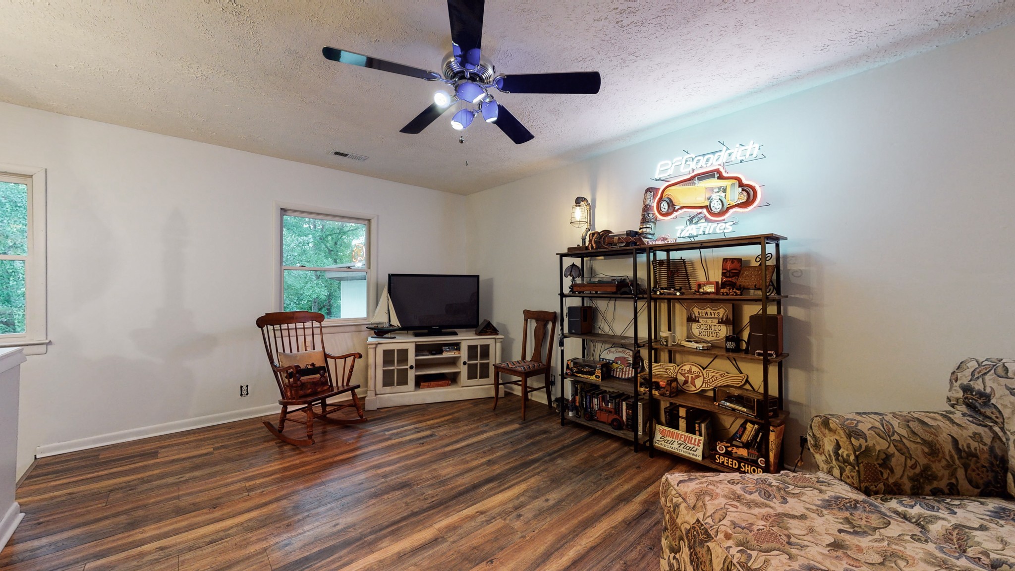 7449 Les Hughes Road Fairview, TN 37062 - Photo 34 of 49 a view of a workspace with furniture and a window