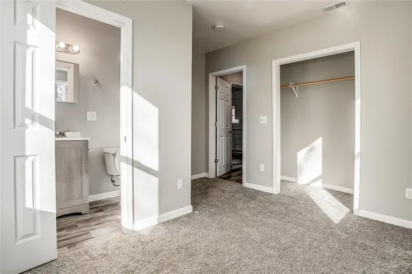 $235,000 | 9043 Walnut Street, Kansas City, MO 64114