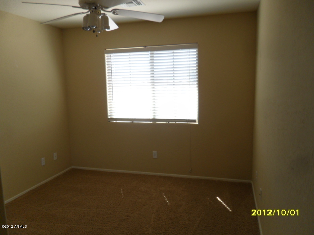 2530 West Apollo Road Phoenix, AZ 85041 - Photo 15 of 20 Bedroom 1