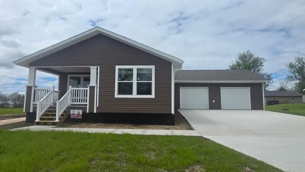 $349,000 | 9397 South McKinley Street, Lancaster, WI 53813