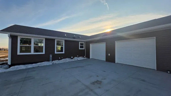 $349,000 | 9397 South McKinley Street, Lancaster, WI 53813