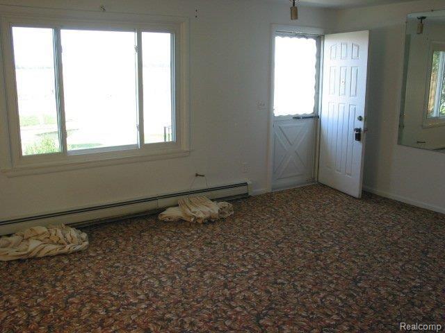 6381 Dyke Road Algonac, MI 48001 - Photo 4 of 21 living room 5.JPG