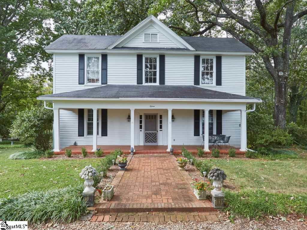 15 Manley Road Travelers Rest, SC 29690 - Photo 1 of 36