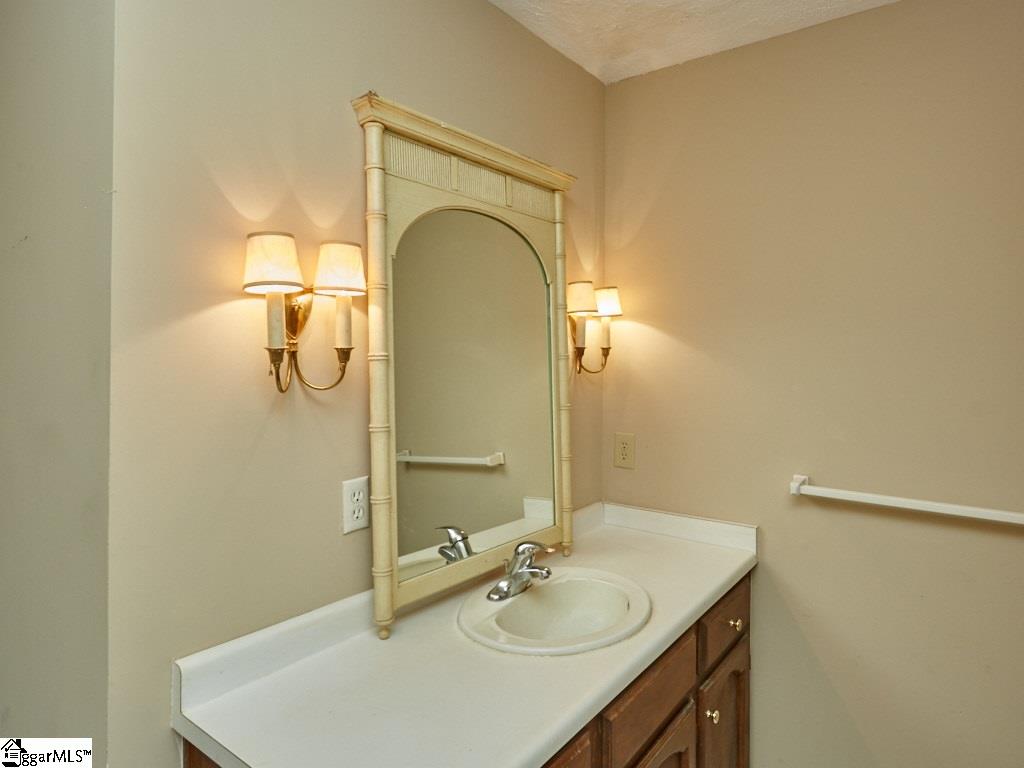 15 Manley Road Travelers Rest, SC 29690 - Photo 12 of 36