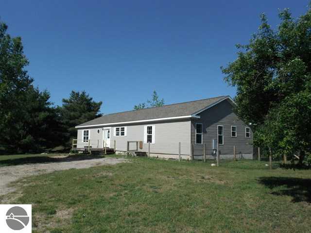 3556 Vroom Road Southwest South Boardman, MI 49680 - Photo 1 of 25 1736790.JPG