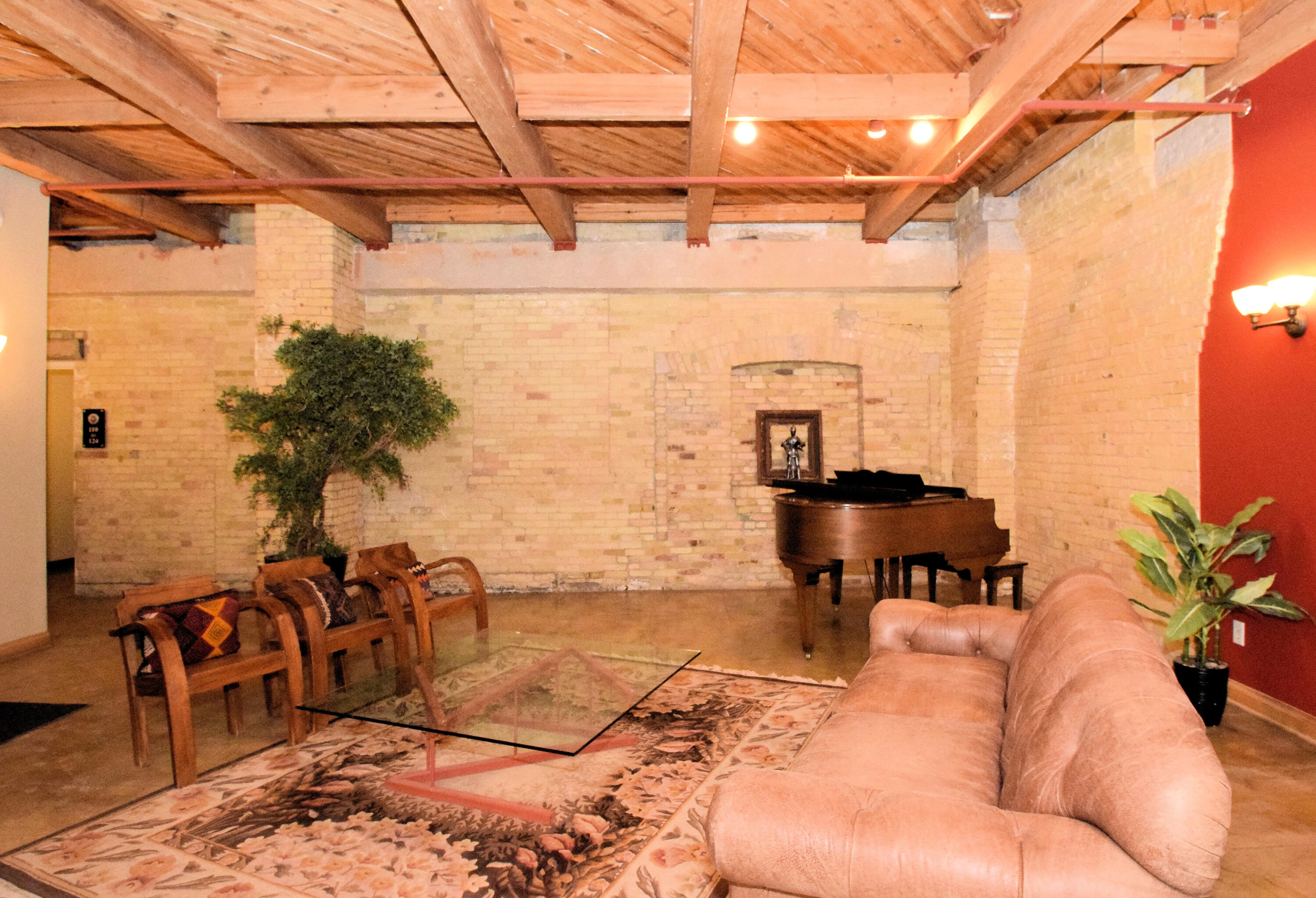 904 East Pearson Street, Unit 401 Milwaukee, WI 53202 - Photo 38 of 43 DSC_0822