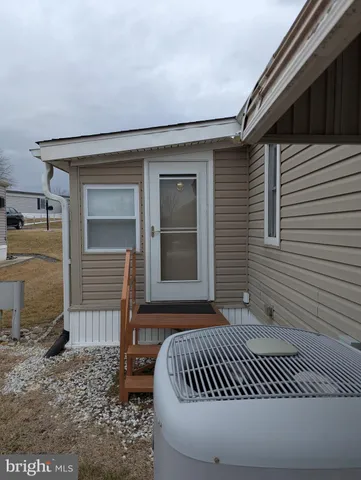 $163,900 | 220 Winding Brook Run, North Wales, PA 19454