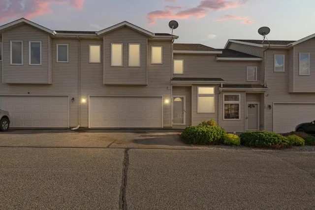 $237,500 | 706 1st Street Northwest, New Prague, MN 56071