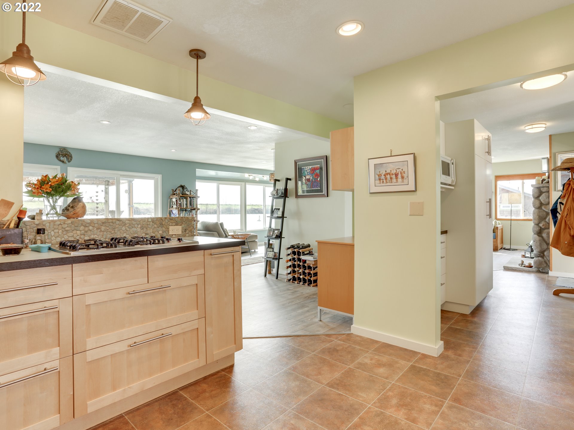 34326 Johnson's Landing Road, Unit B13 Scappoose, OR 97056 - Photo 17 of 31 Gallery Image 17