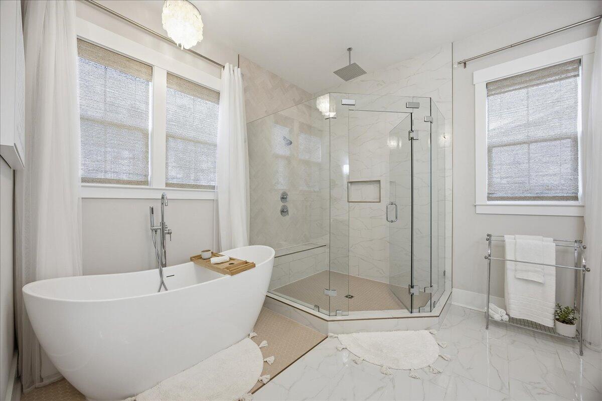 188 Clearblue Loop Summerville, SC 29486 - Photo 53 of 88 Primary Suite Bathroom