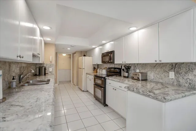 $5,000 | 4201 North Ocean Boulevard, Unit C203, Boca Raton, FL 33431