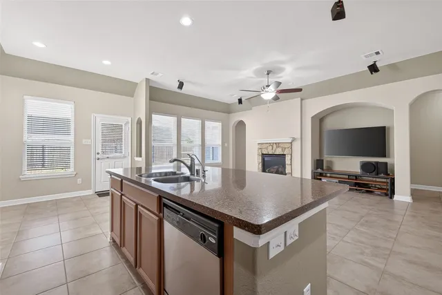 $2,350 | 30072 Willow Walk Lane, Brookshire, TX 77423