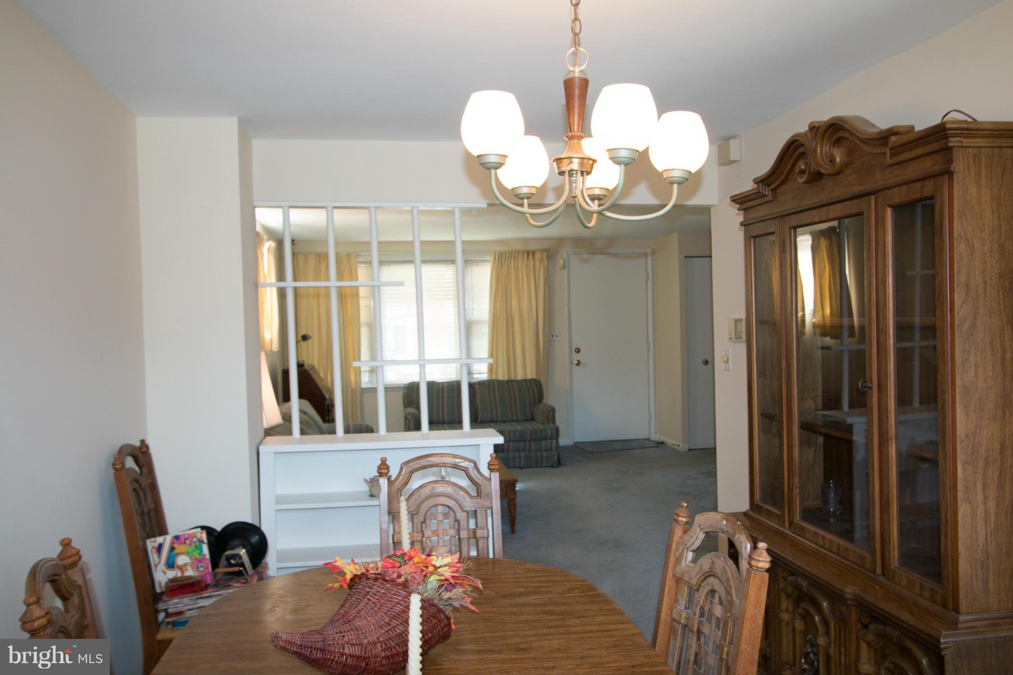 5447 Whitwood Road Baltimore, MD 21206 - Photo 3 of 18 Dining Room