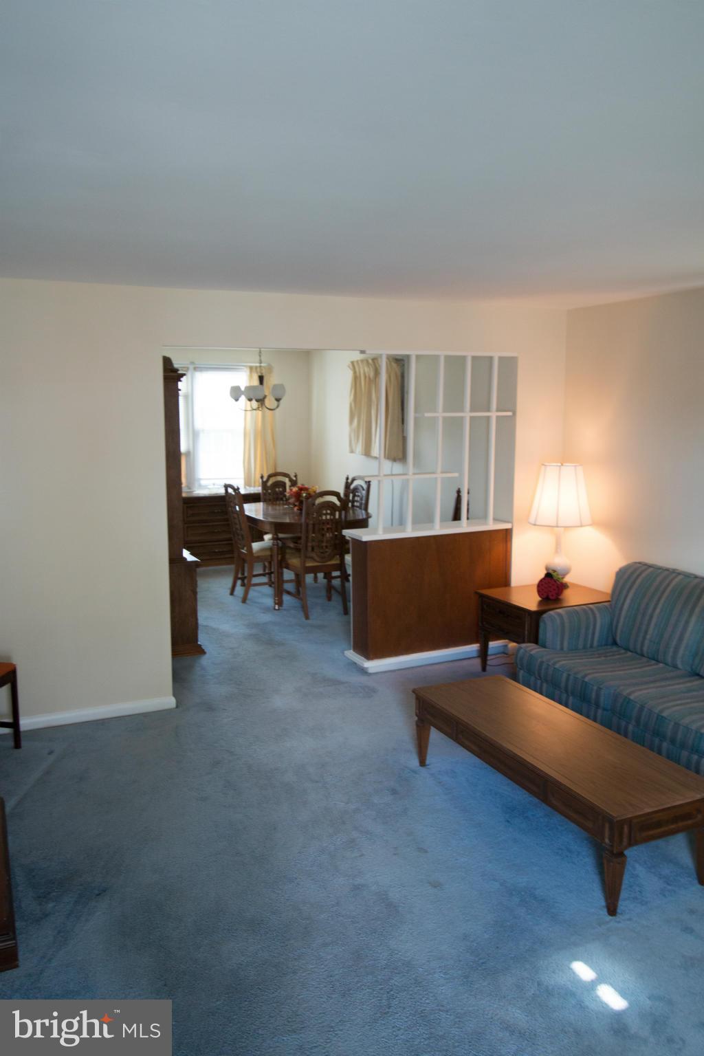 5447 Whitwood Road Baltimore, MD 21206 - Photo 5 of 18 Family Room