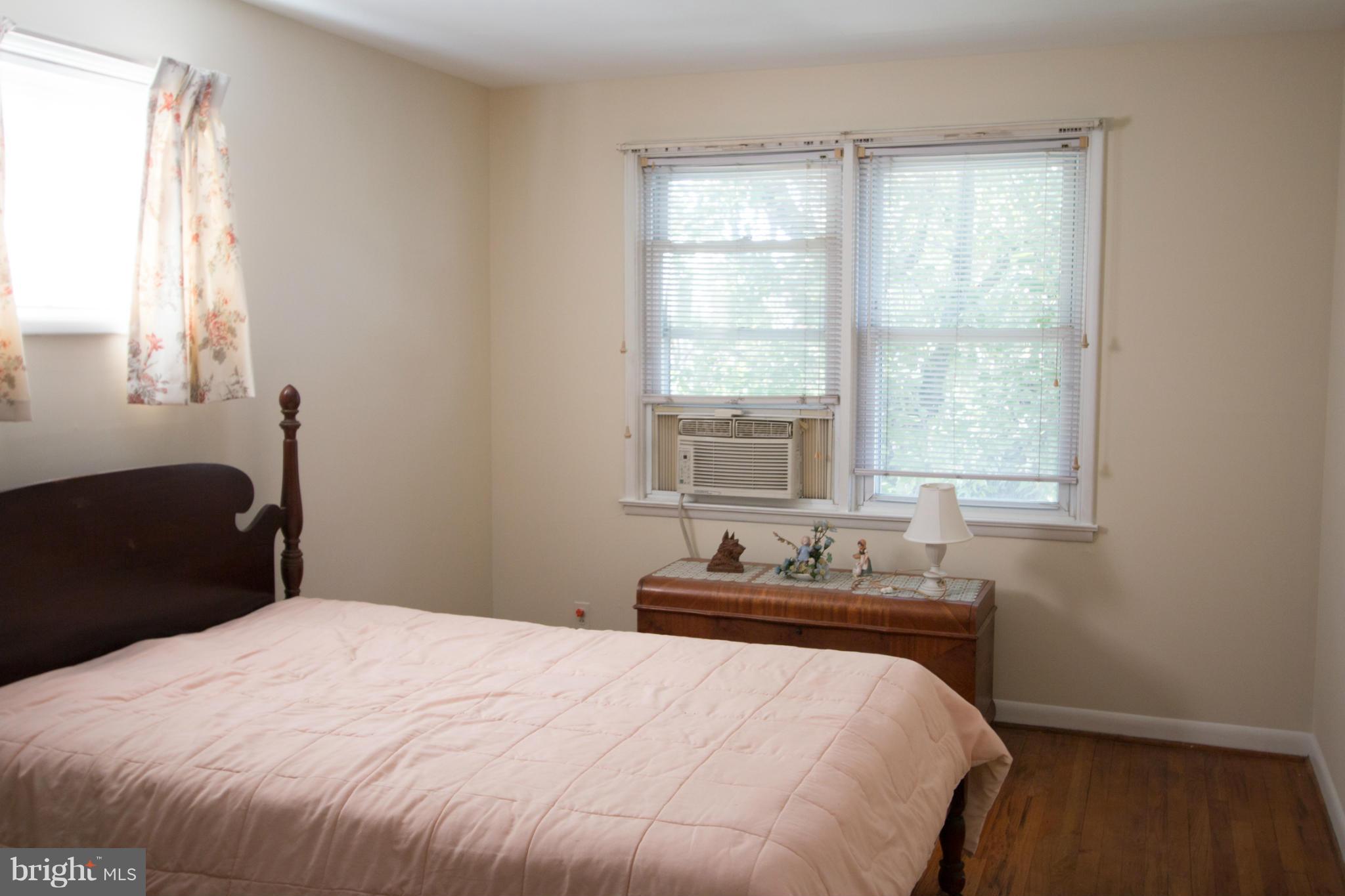 5447 Whitwood Road Baltimore, MD 21206 - Photo 7 of 18 Bedroom
