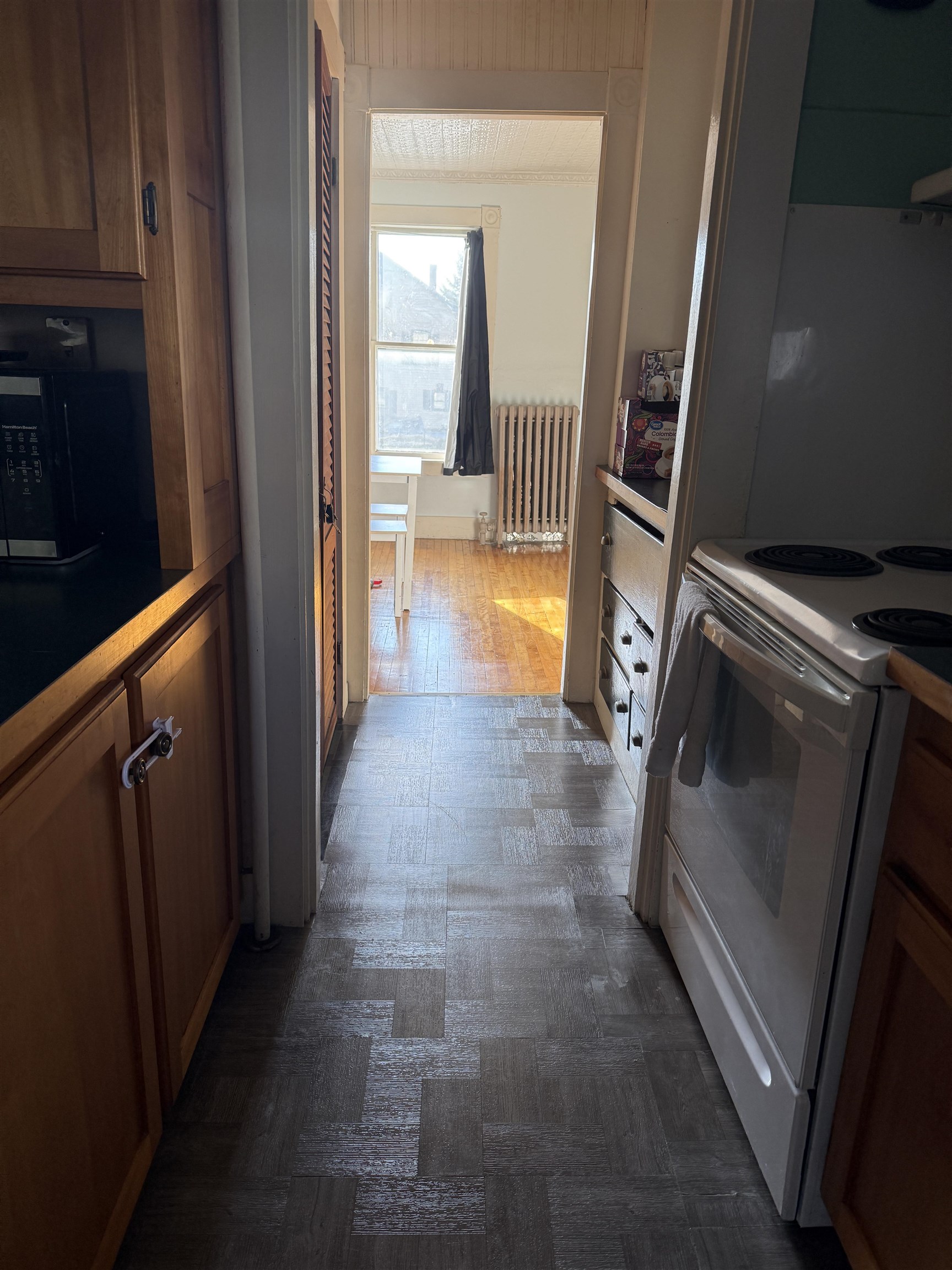 18 Webster Street Barre, VT 05641 - Photo 4 of 28