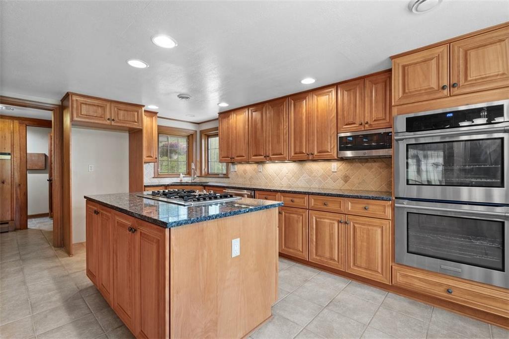 222 Election House Road Butler, PA 16001 - Photo 16 of 38 Gallery Image 16