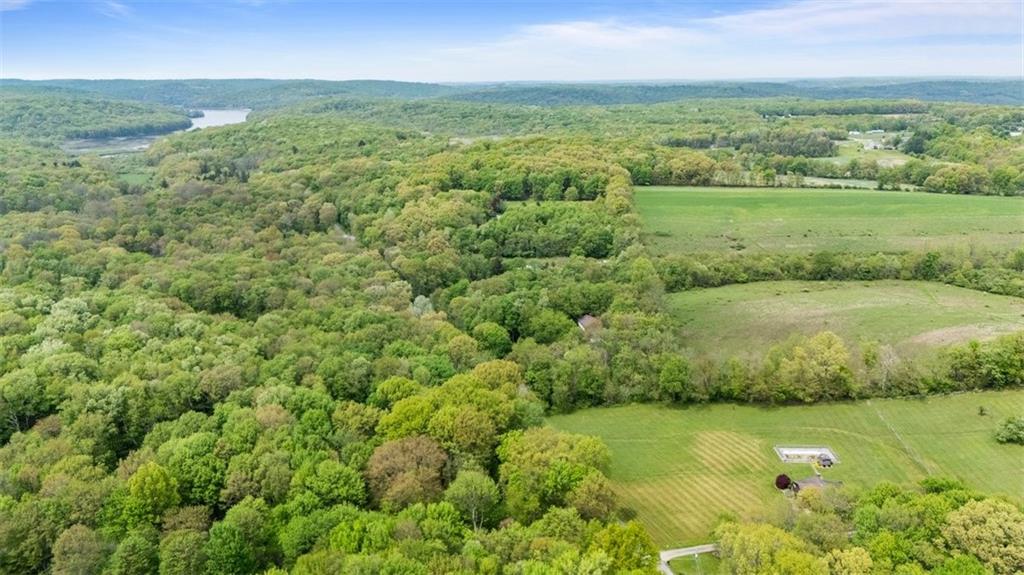 222 Election House Road Butler, PA 16001 - Photo 5 of 38 Gallery Image 5