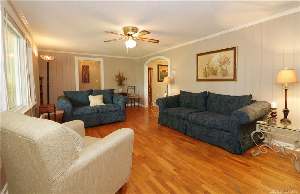103 Highland Road Brevard, NC 28712 - Photo 2 of 28 Gallery Image 2