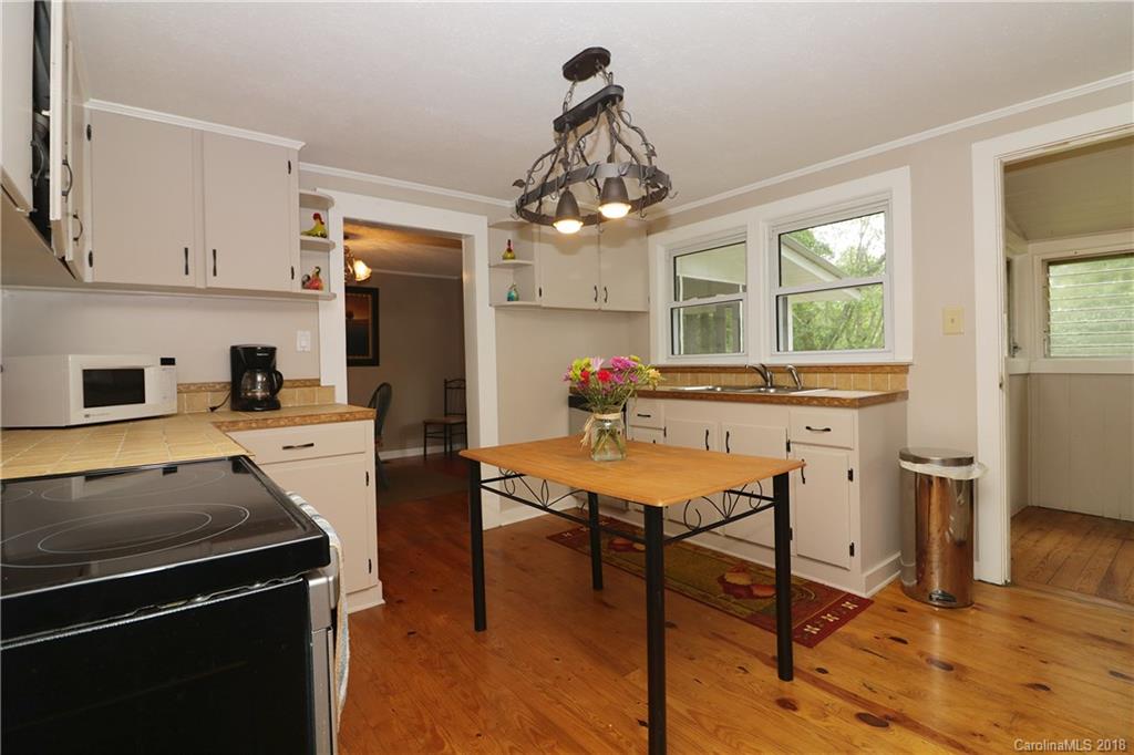 103 Highland Road Brevard, NC 28712 - Photo 7 of 28 Gallery Image 7