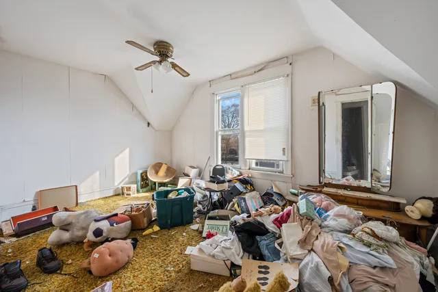 $200,000 | 217 Prairie Street, Aurora, IL 60506