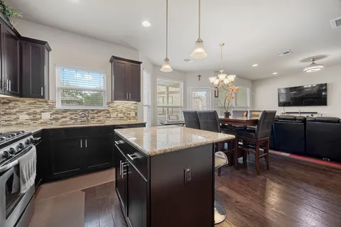 $388,800 | 10812 Gates Lane, Unit 441, Austin, TX 78750