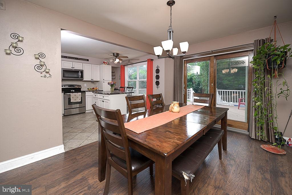 847 Maple Avenue Atco, NJ 08004 - Photo 11 of 42 Dining Room